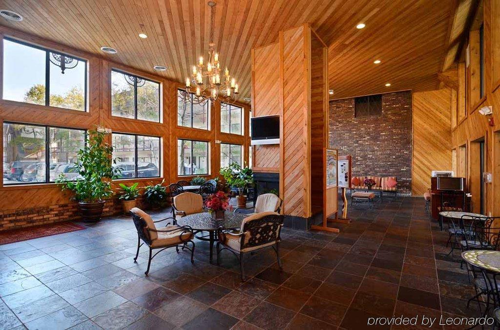 Best Western Plus Dockside Waterfront Inn Макино Сити Интериор снимка