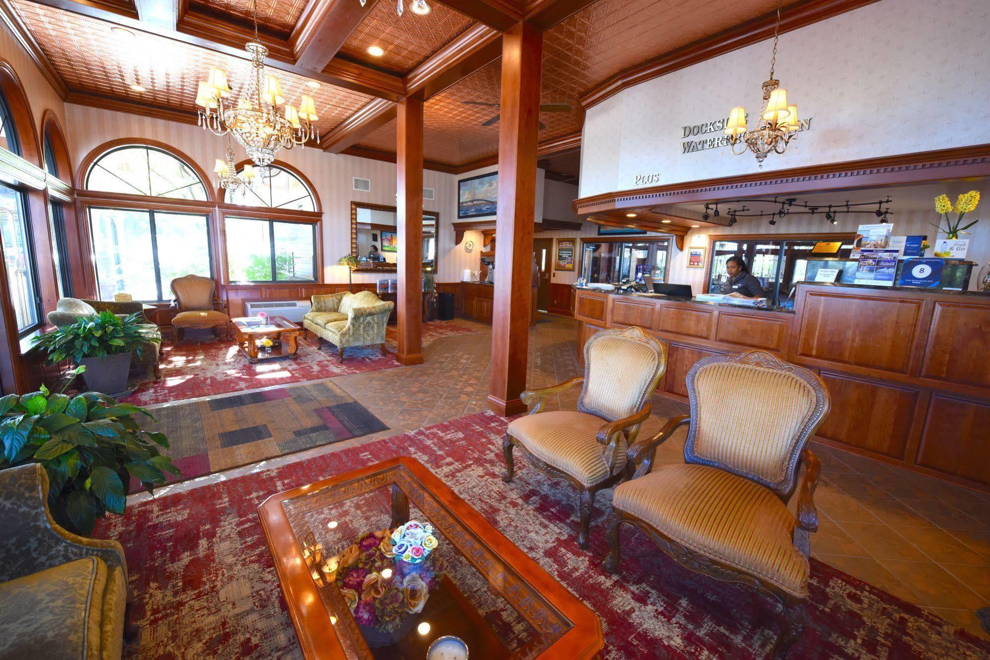 Best Western Plus Dockside Waterfront Inn Макино Сити Екстериор снимка